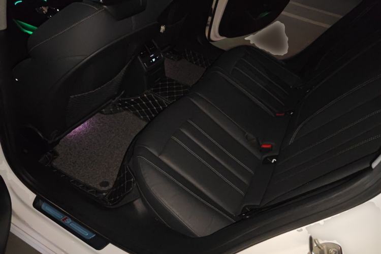 Used Audi A4L 2020 40 TFSI quattro Luxury Dynamic Model Left Rear Seat