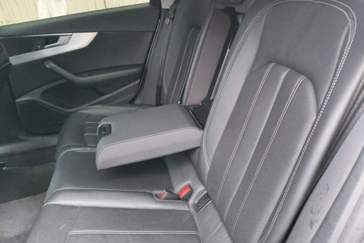 Used Audi A4L 2020 40 TFSI Fashion Dynamic Model Left Rear Seat