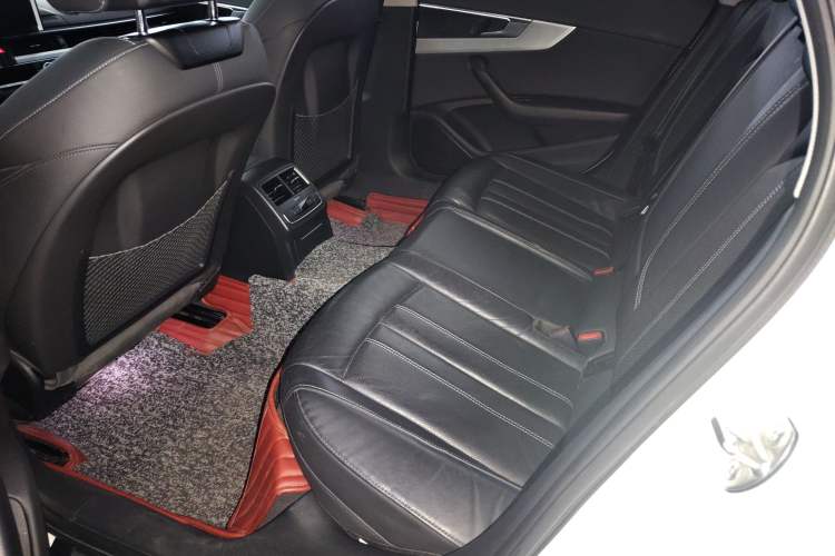 Used Audi A4L 2020 40 TFSI quattro Luxury Dynamic Model Left Rear Seat