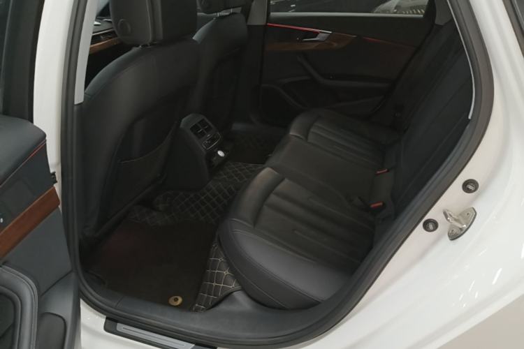 Used Audi A4L 2020 40 TFSI quattro Luxury Prestige Edition Left Rear Seat