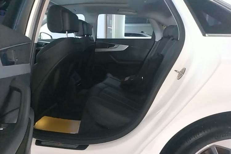 Used Audi A4L 2020 40 TFSI Fashion Dynamic Model Left Rear Seat