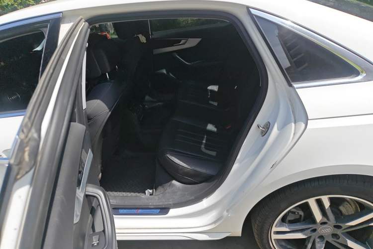 Used Audi A4L 2020 40 TFSI Luxury Dynamic Model Left Rear Seat