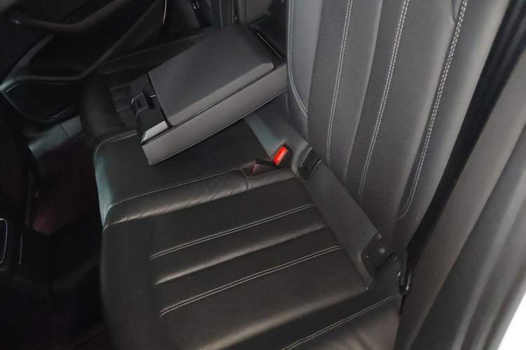 Used Audi A4L 2020 40 TFSI Fashion Dynamic Model Left Rear Seat