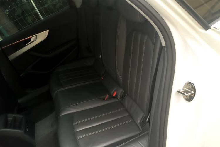 Used Audi A4L 2020 40 TFSI Fashion Dynamic Model Left Rear Seat
