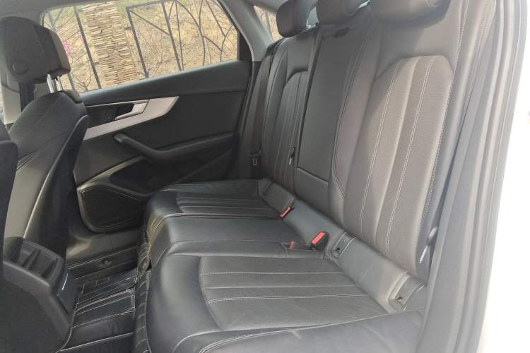 Used Audi A4L 2020 40 TFSI Fashion Dynamic Model Left Rear Seat