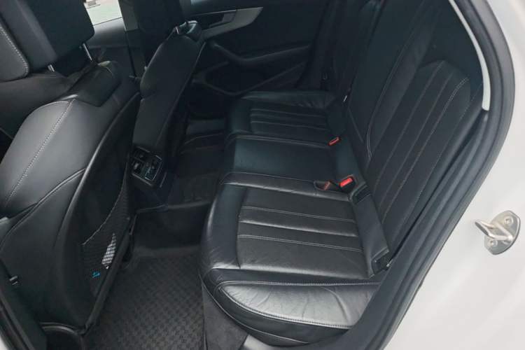 Used Audi A4L 2020 40 TFSI Fashion Dynamic Model Left Rear Seat