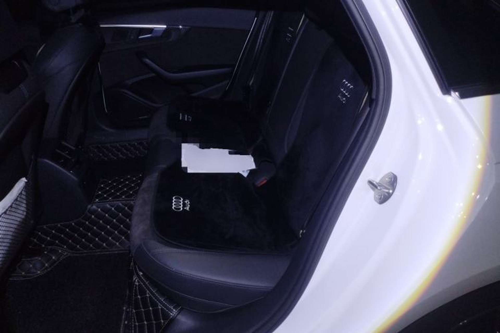 Used Audi A4L 2020 45 TFSI quattro Prestige Dynamic Edition Left Rear Seat