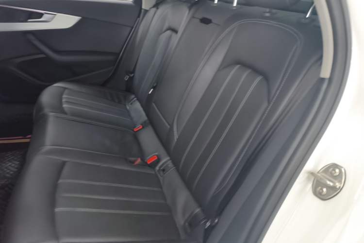 Used Audi A4L 2020 40 TFSI Luxury Dynamic Model Left Rear Seat