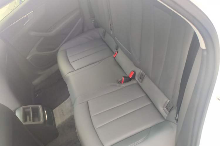Used Audi A4L 2020 40 TFSI Luxury Dynamic Model Left Rear Seat