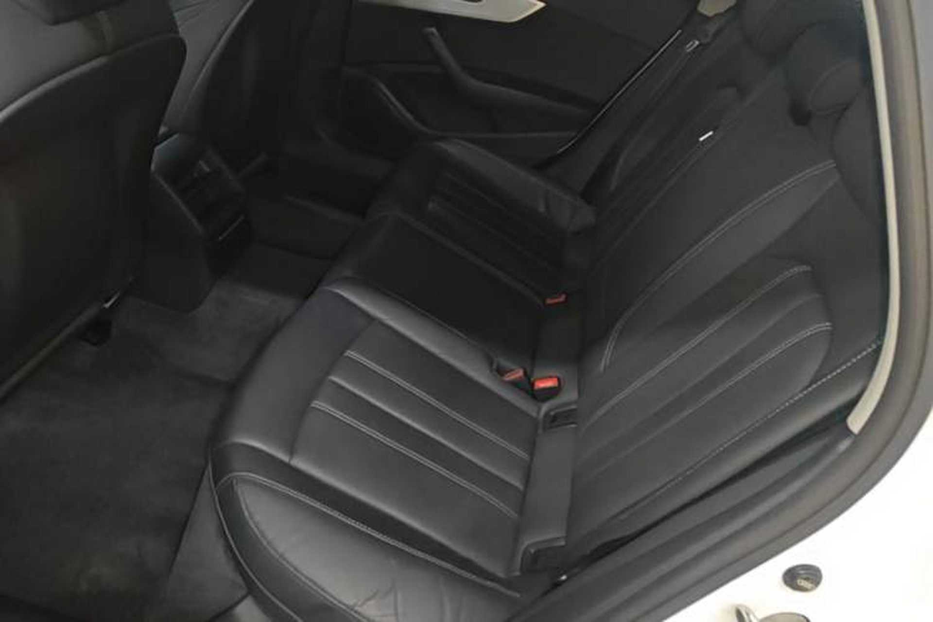 Used Audi A4L 2020 40 TFSI Fashion Dynamic Model Left Rear Seat