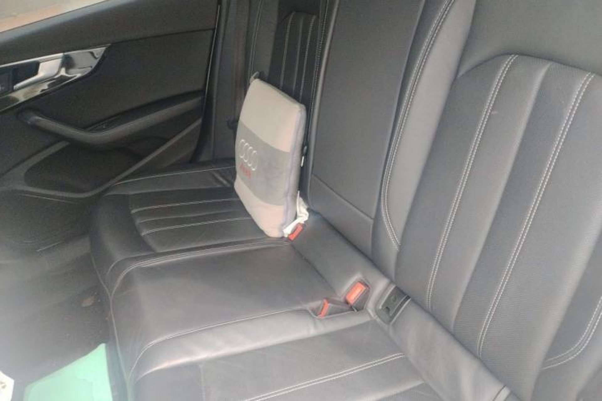 Used Audi A4L 2020 40 TFSI Fashion Dynamic Model Left Rear Seat