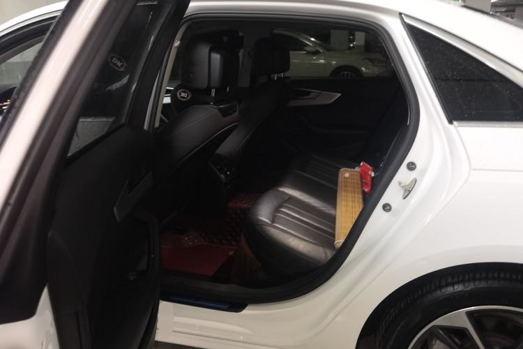 Used Audi A4L 2020 40 TFSI Fashion Dynamic Model Left Rear Seat