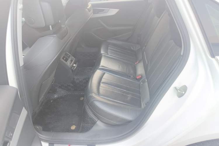 Used Audi A4L 2020 40 TFSI Luxury Dynamic Model Left Rear Seat