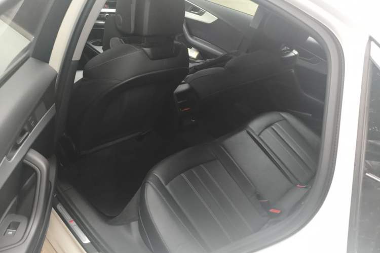 Used Audi A4L 2020 40 TFSI Fashion Dynamic Model Left Rear Seat