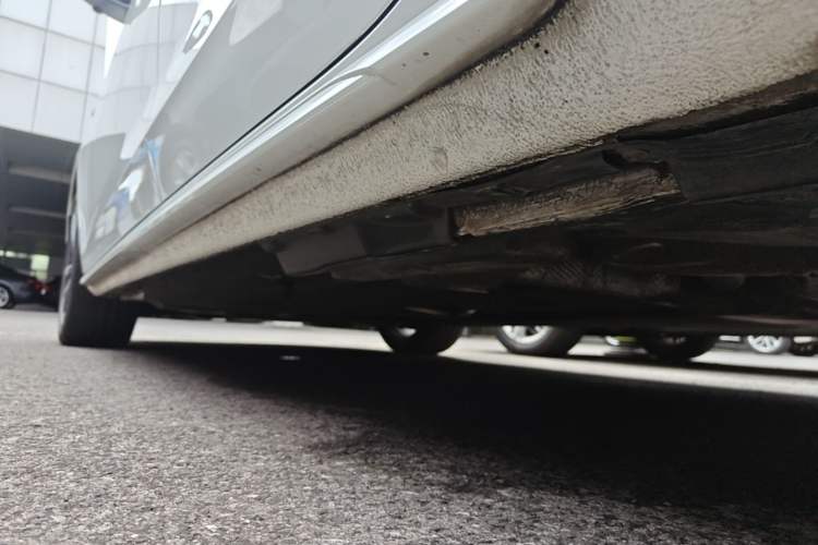 Used Audi A4L 2020 40 TFSI Fashion Dynamic Model Left Side Sill
