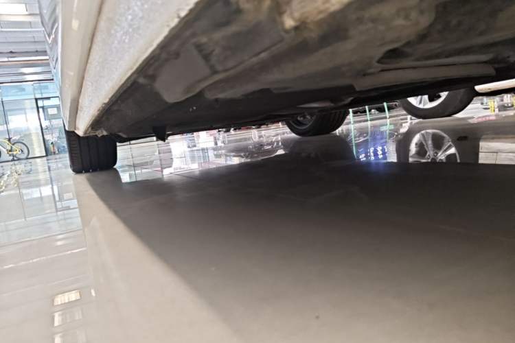 Used Audi A4L 2020 40 TFSI quattro Luxury Dynamic Model Left Side Sill