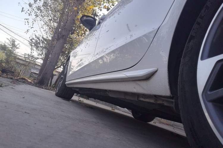 Used Audi A4L 2020 40 TFSI Fashion Dynamic Model Left Side Sill