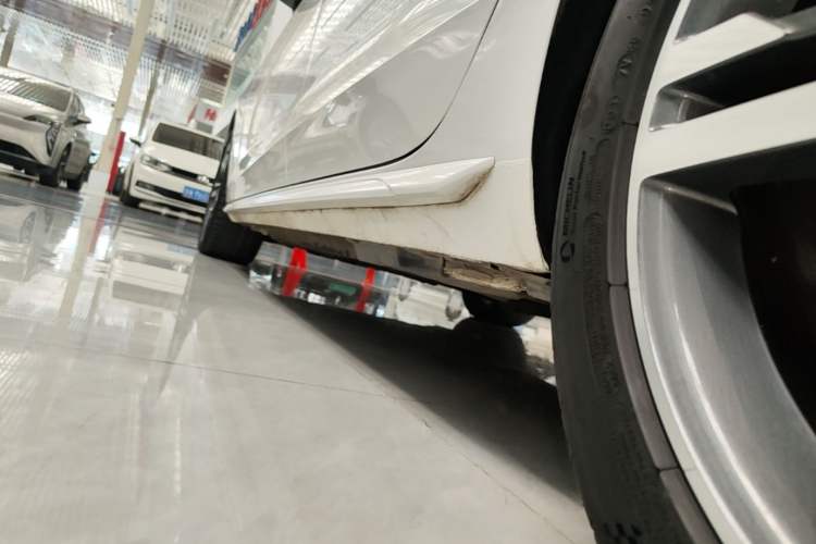Used Audi A4L 2020 40 TFSI Fashion Dynamic Model Left Side Sill