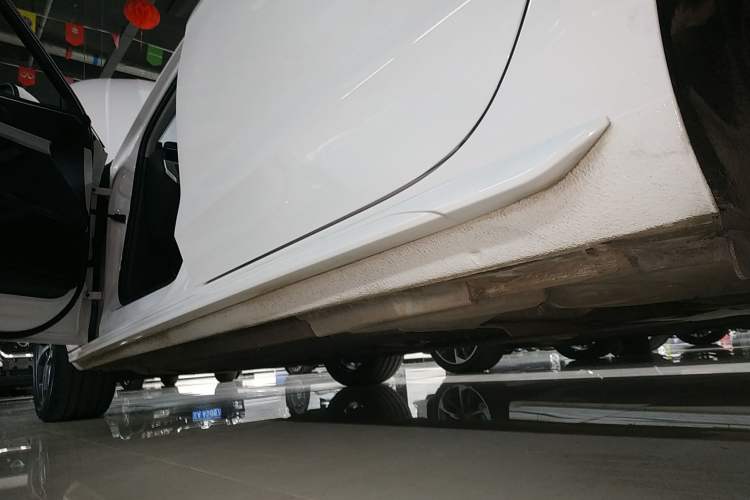 Used Audi A4L 2020 40 TFSI Fashion Dynamic Model Left Side Sill