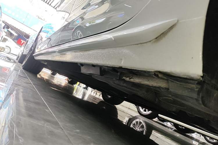 Used Audi A4L 2020 40 TFSI Fashion Dynamic Model Left Side Sill