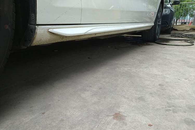 Used Audi A4L 2020 40 TFSI Fashion Dynamic Model Left Side Sill