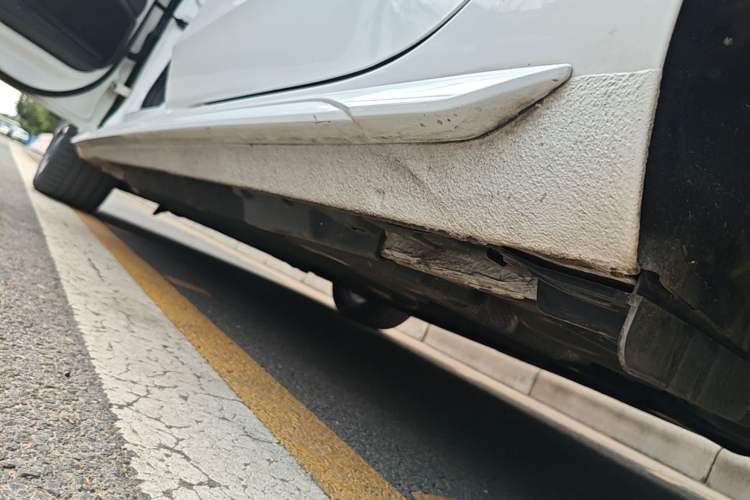 Used Audi A4L 2020 40 TFSI Fashion Dynamic Model Left Side Sill
