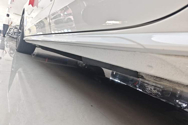 Used Audi A4L 2020 40 TFSI Fashion Dynamic Model Left Side Sill
