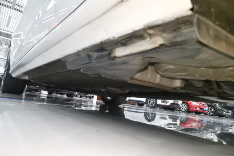 Used Audi A4L 2020 40 TFSI Fashion Dynamic Model Left Side Sill