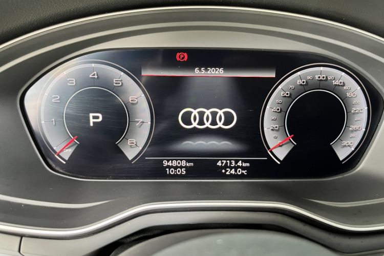 Used Audi A4L 2020 40 TFSI Fashion Dynamic Model Odometer Close Up