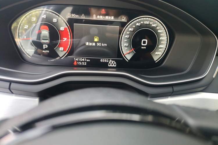 Used Audi A4L 2020 40 TFSI Fashion Dynamic Model Odometer Close Up