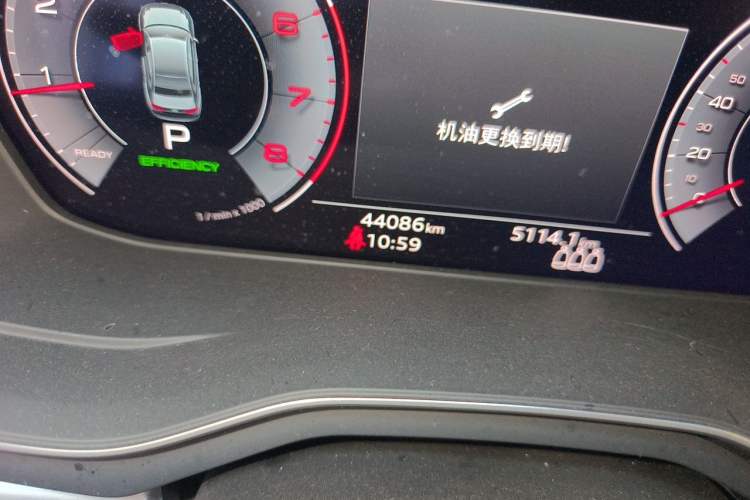 Used Audi A4L 2020 40 TFSI Luxury Dynamic Model Odometer Close Up