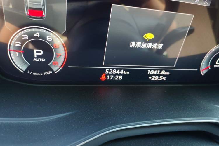 Used Audi A4L 2020 40 TFSI Fashion Dynamic Model Odometer Close Up
