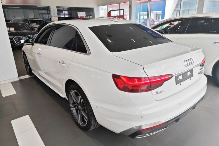 Used Audi A4L 2020 40 TFSI quattro Luxury Dynamic Model Rear Left 45 Deg
