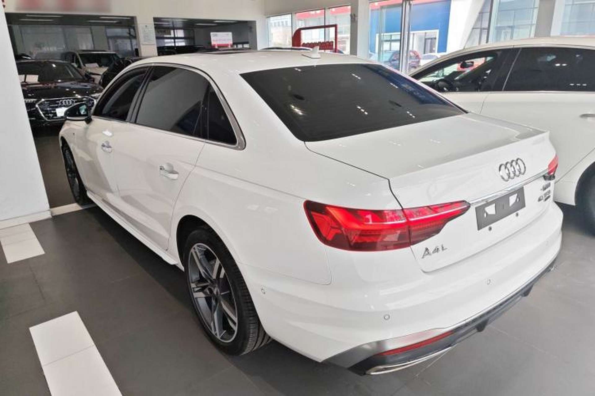 Used Audi A4L 2020 40 TFSI quattro Luxury Dynamic Model Rear Left 45 Deg