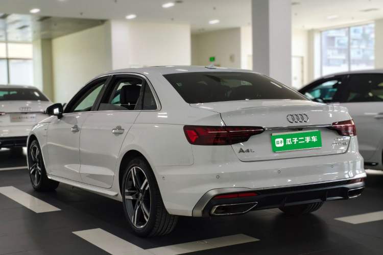 Used Audi A4L 2020 40 TFSI Luxury Dynamic Model Rear Left 45 Deg