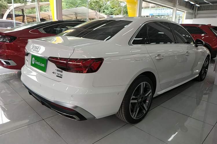 Used Audi A4L 2020 40 TFSI quattro Luxury Dynamic Model Rear Right 45 Deg