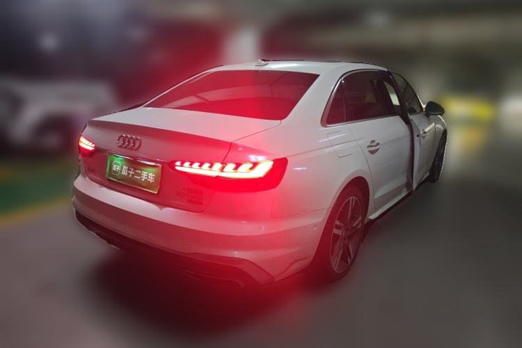 Used Audi A4L 2020 40 TFSI quattro Luxury Dynamic Model Rear Right 45 Deg