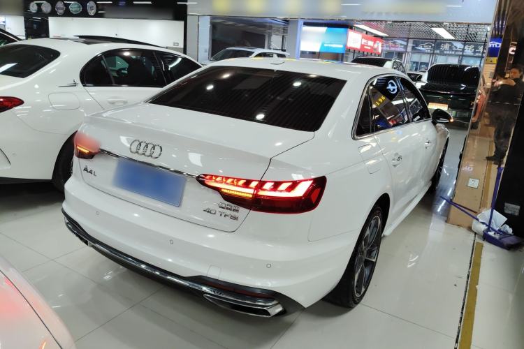 Used Audi A4L 2020 40 TFSI Fashionable and Elegant Model Rear Right 45 Deg