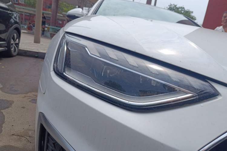 Used Audi A4L 2020 40 TFSI Fashion Dynamic Model Right Front Headlight