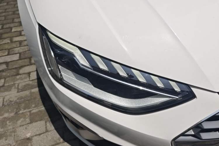 Used Audi A4L 2020 40 TFSI Fashion Dynamic Model Right Front Headlight