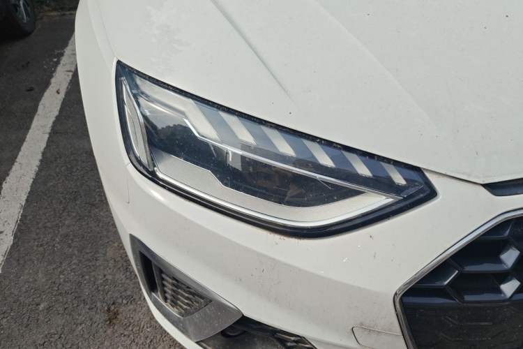 Used Audi A4L 2020 40 TFSI Fashion Dynamic Model Right Front Headlight