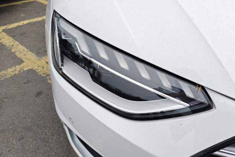 Used Audi A4L 2020 40 TFSI Luxury Prestige Edition Right Front Headlight