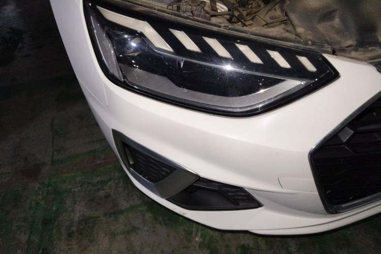 Used Audi A4L 2020 40 TFSI Fashion Dynamic Model Right Front Headlight