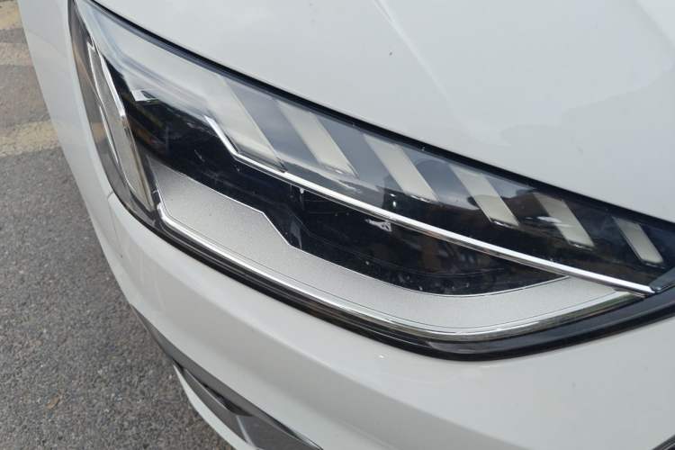 Used Audi A4L 2020 40 TFSI Luxury Dynamic Model Right Front Headlight
