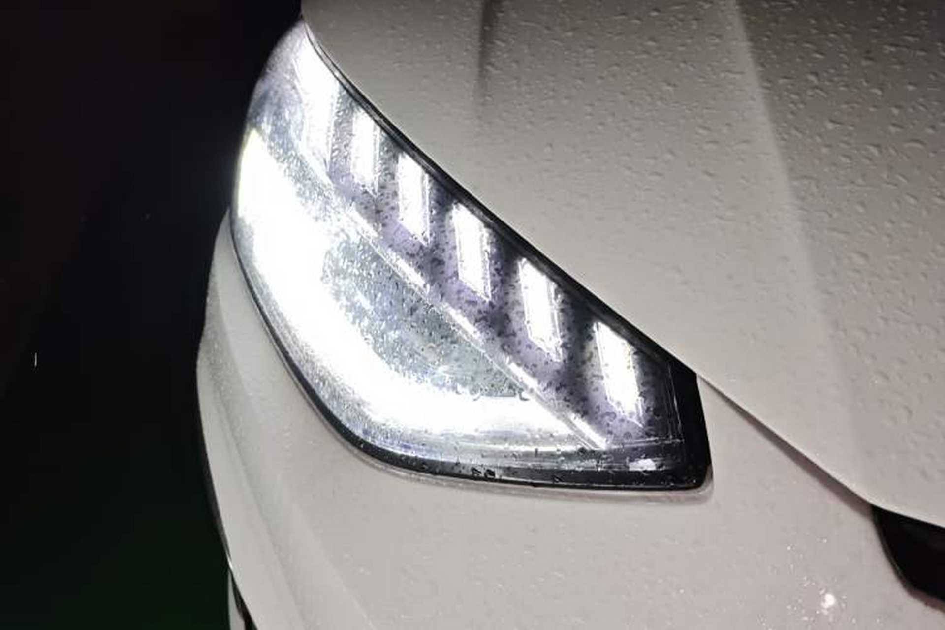 Used Audi A4L 2020 40 TFSI Fashion Dynamic Model Right Front Headlight