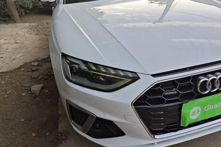 Used Audi A4L 2020 40 TFSI Fashion Dynamic Model Right Front Headlight
