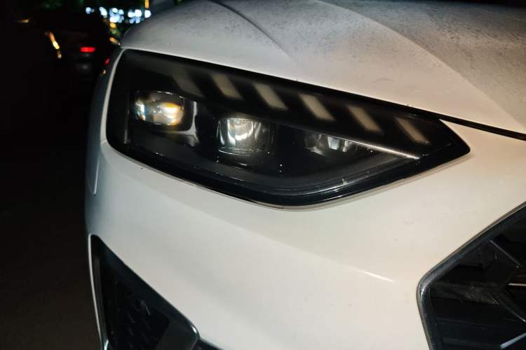 Used Audi A4L 2020 40 TFSI Luxury Dynamic Model Right Front Headlight