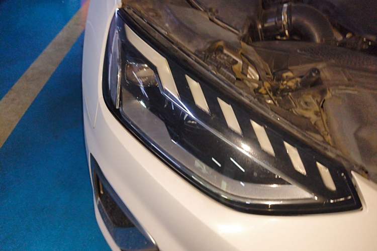 Used Audi A4L 2020 40 TFSI Fashion Dynamic Model Right Front Headlight