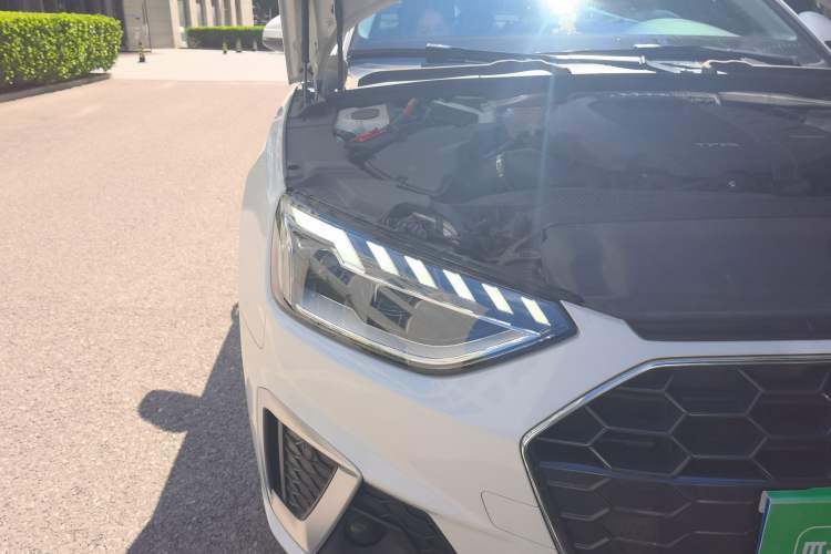 Used Audi A4L 2020 40 TFSI Luxury Dynamic Model Right Front Headlight