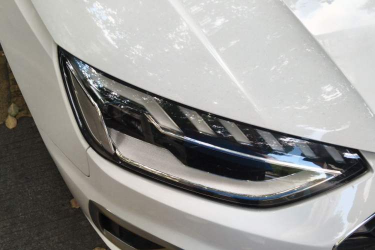 Used Audi A4L 2020 40 TFSI Fashion Dynamic Model Right Front Headlight
